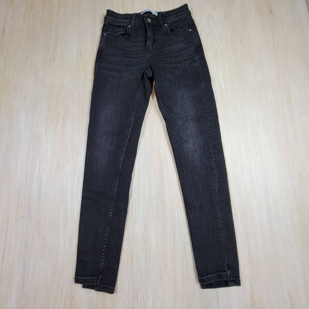 Zara Black Mid Rise Step Hem Dark Wash Casual Everyday Classic Denim Jeans 2